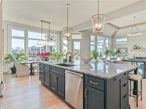 $1,466,315 | 10603 West 173rd Terrace, Overland Park, KS 66221