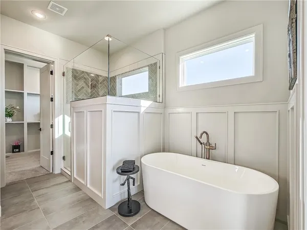$1,466,315 | 10603 West 173rd Terrace, Overland Park, KS 66221