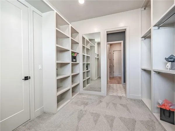 $1,466,315 | 10603 West 173rd Terrace, Overland Park, KS 66221