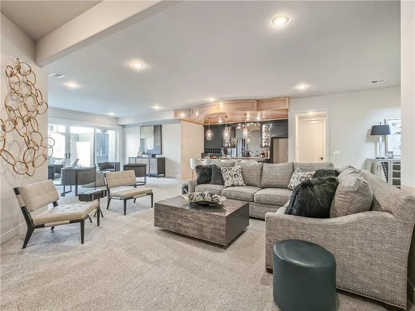 $1,466,315 | 10603 West 173rd Terrace, Overland Park, KS 66221