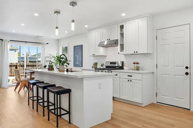 $1,195,000 | 252 North Fremont Street, San Mateo, CA 94401
