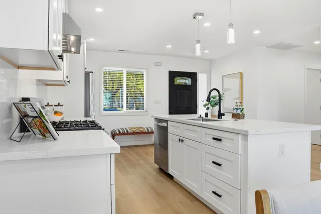 $1,195,000 | 252 North Fremont Street, San Mateo, CA 94401