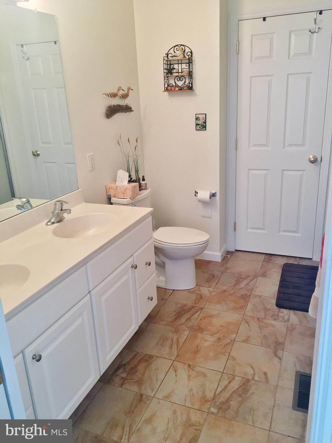 432 Rabbit Hill Lane Lancaster, PA 17603 - Photo 8 of 23 Gallery Image 8