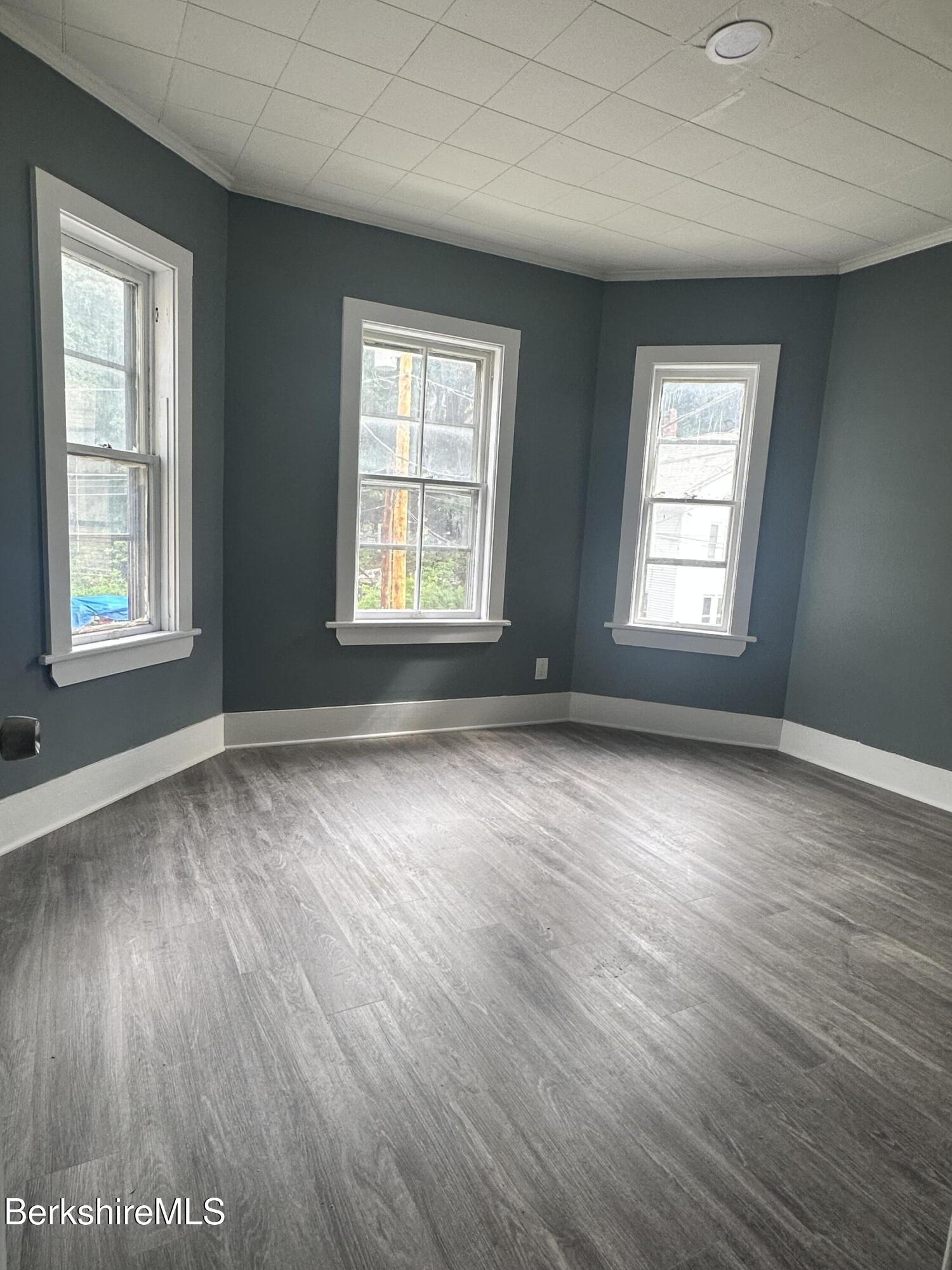 62-64 Chase Avenue North Adams, MA 01247 - Photo 12 of 30 64-1 living room