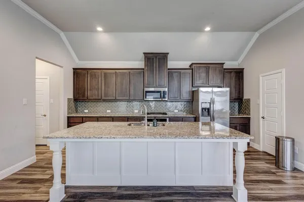 $2,600 | 609 Boardwalk Way, Argyle, TX 76226