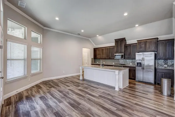 $2,600 | 609 Boardwalk Way, Argyle, TX 76226