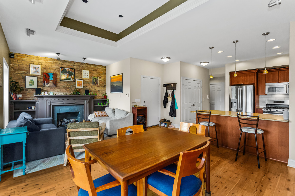4635 North Malden Street, Unit 3S Chicago, IL 60640 - Photo 5 of 20 a view of a dining room with furniture