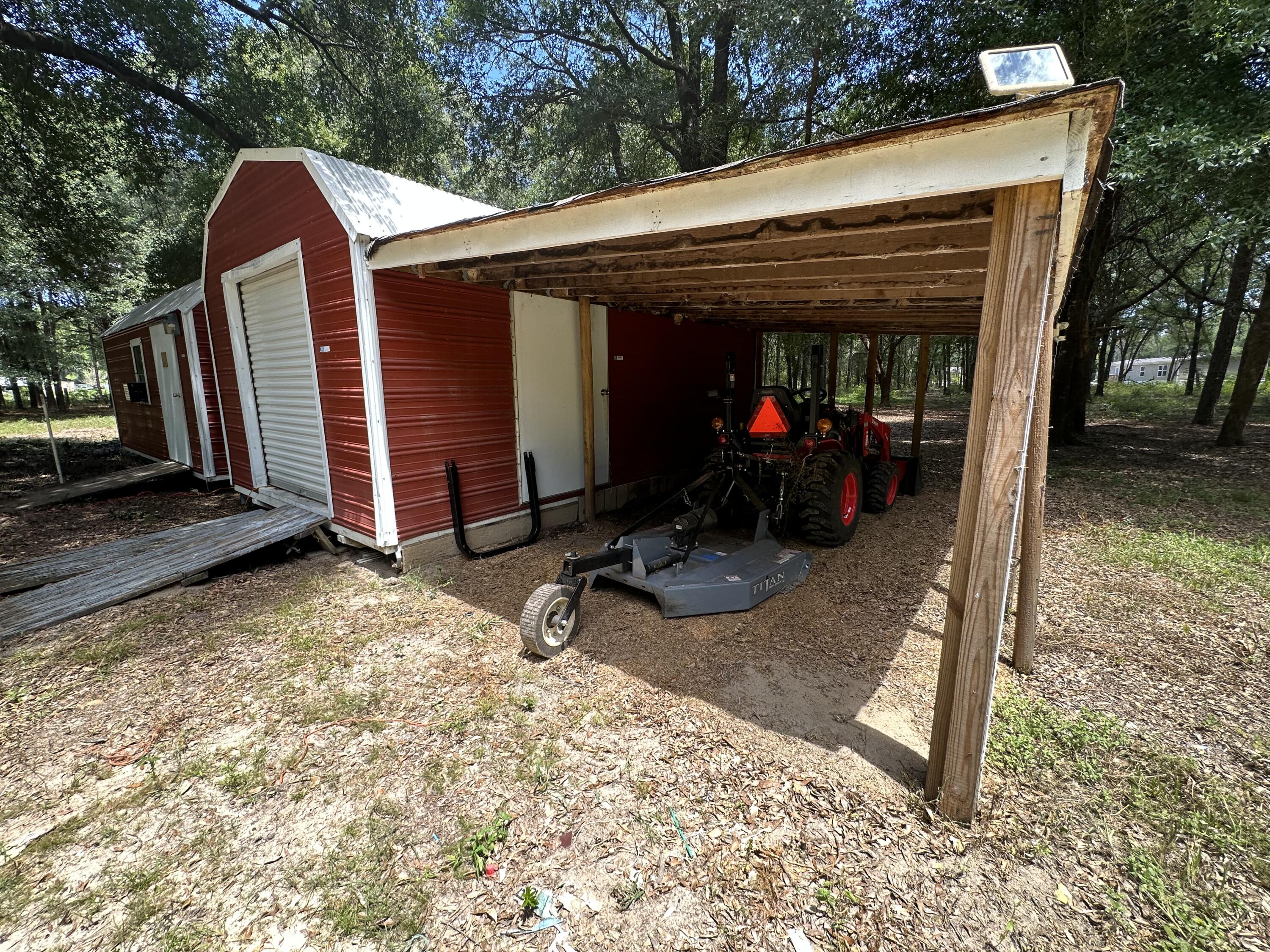 7250 Leonard Barnes Road Holt, FL 32564 - Photo 9 of 46 IMG_2653