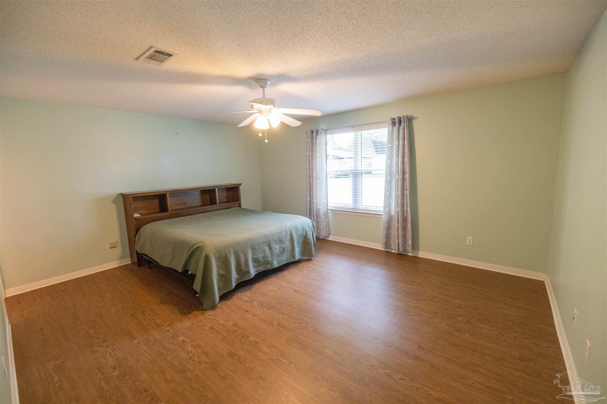 5413 Woodsman Drive Pace, FL 32571 - Photo 9 of 24