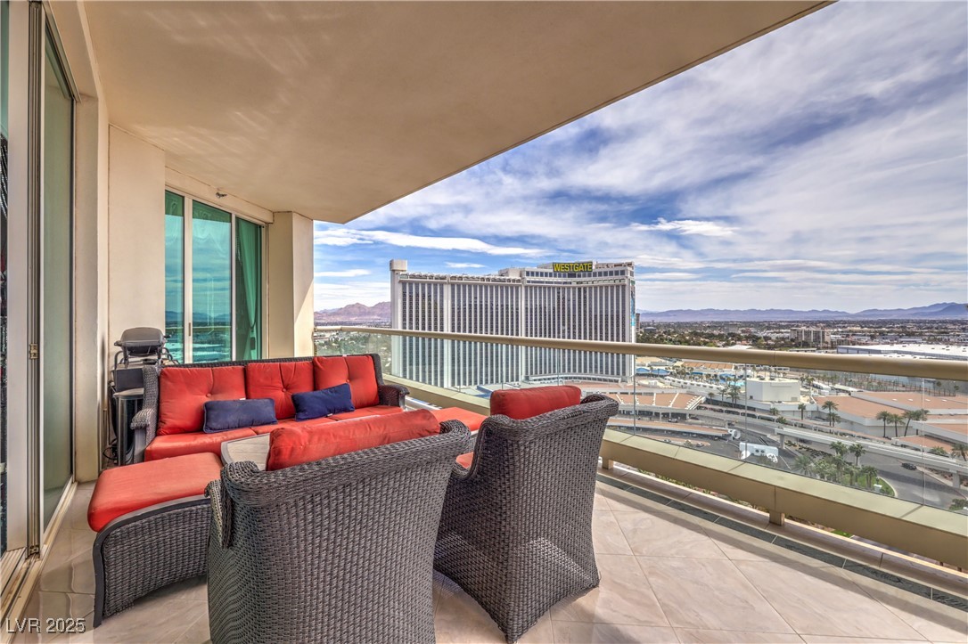 2857 Paradise Road, Unit 2103 Las Vegas, NV 89109 - Photo 35 of 55