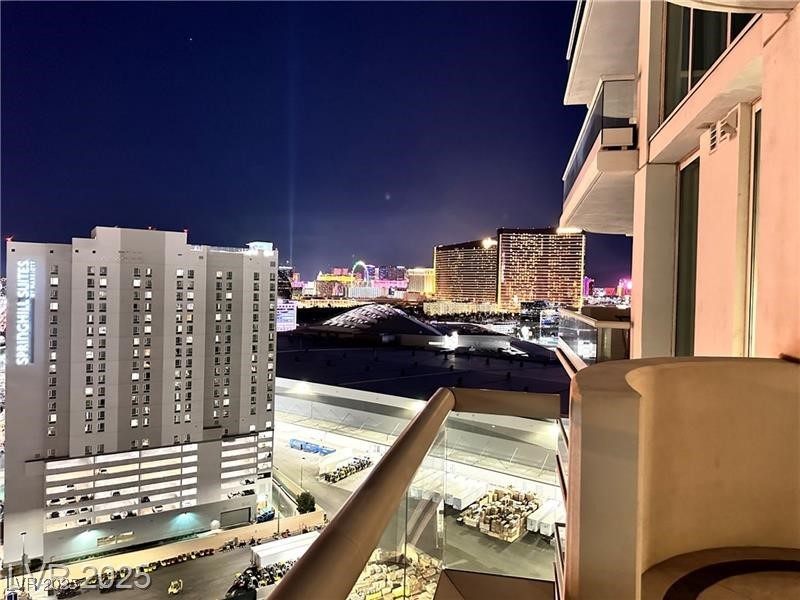 2857 Paradise Road, Unit 2103 Las Vegas, NV 89109 - Photo 45 of 55