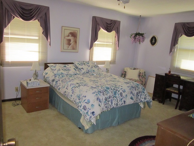 217 Linder Lane Rochelle, IL 61068 - Photo 9 of 16