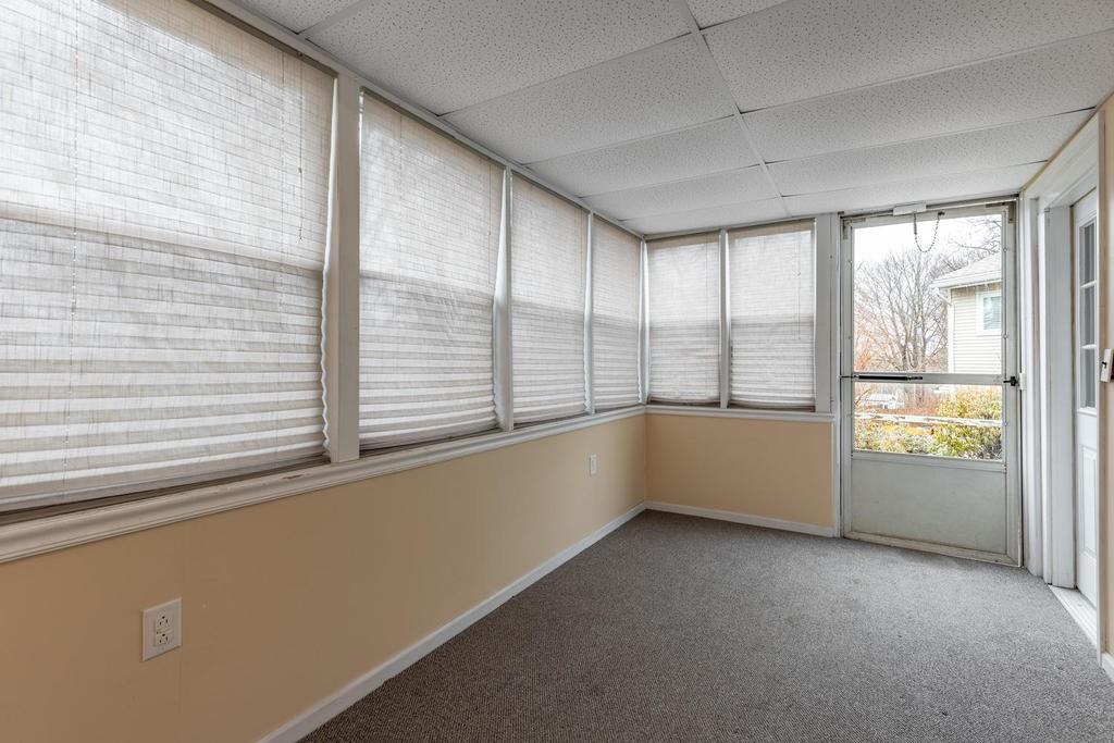 23 Jefferson Road Peabody, MA 01960 - Photo 12 of 28 Gallery Image 12