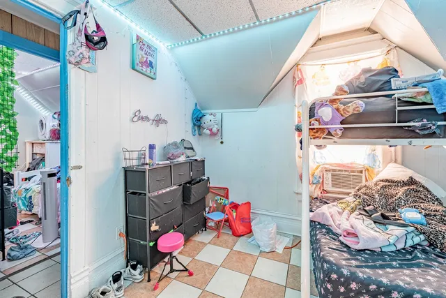 $192,500 | 5948 South Throop Street, Chicago, IL 60636