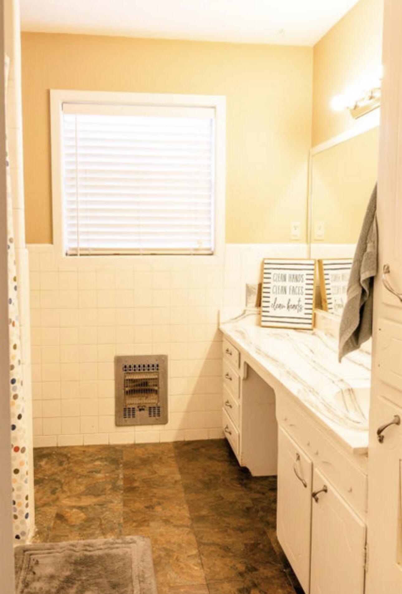 1106 Amarillo Plainview, TX 79072 - Photo 12 of 20 IMG_4059