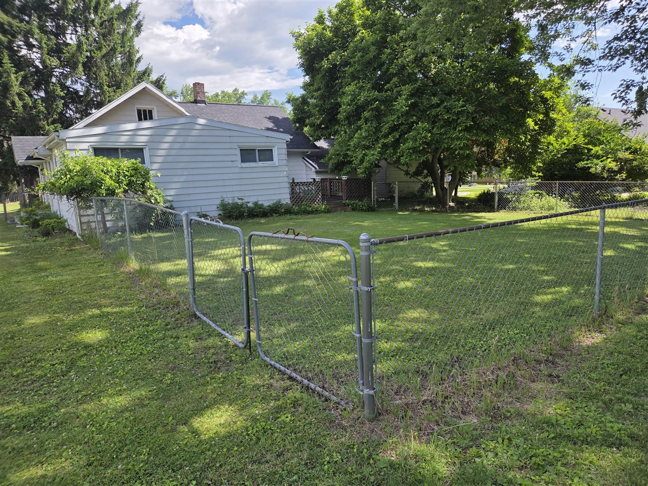 1503 Warren Avenue Jackson, MI 49203 - Photo 6 of 20