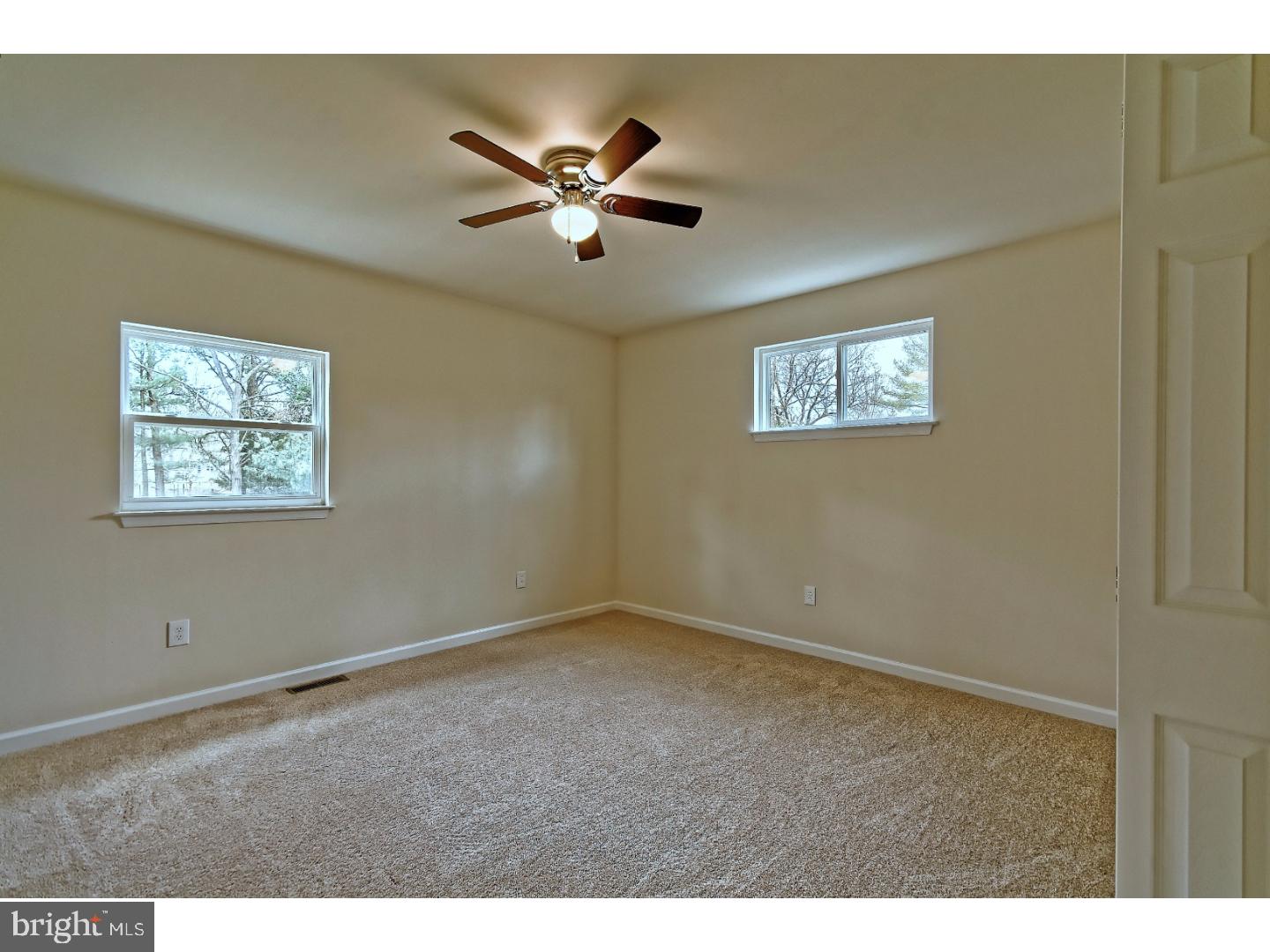 123 West Beach Road Williamstown, NJ 08094 - Photo 13 of 25 Gallery Image 13