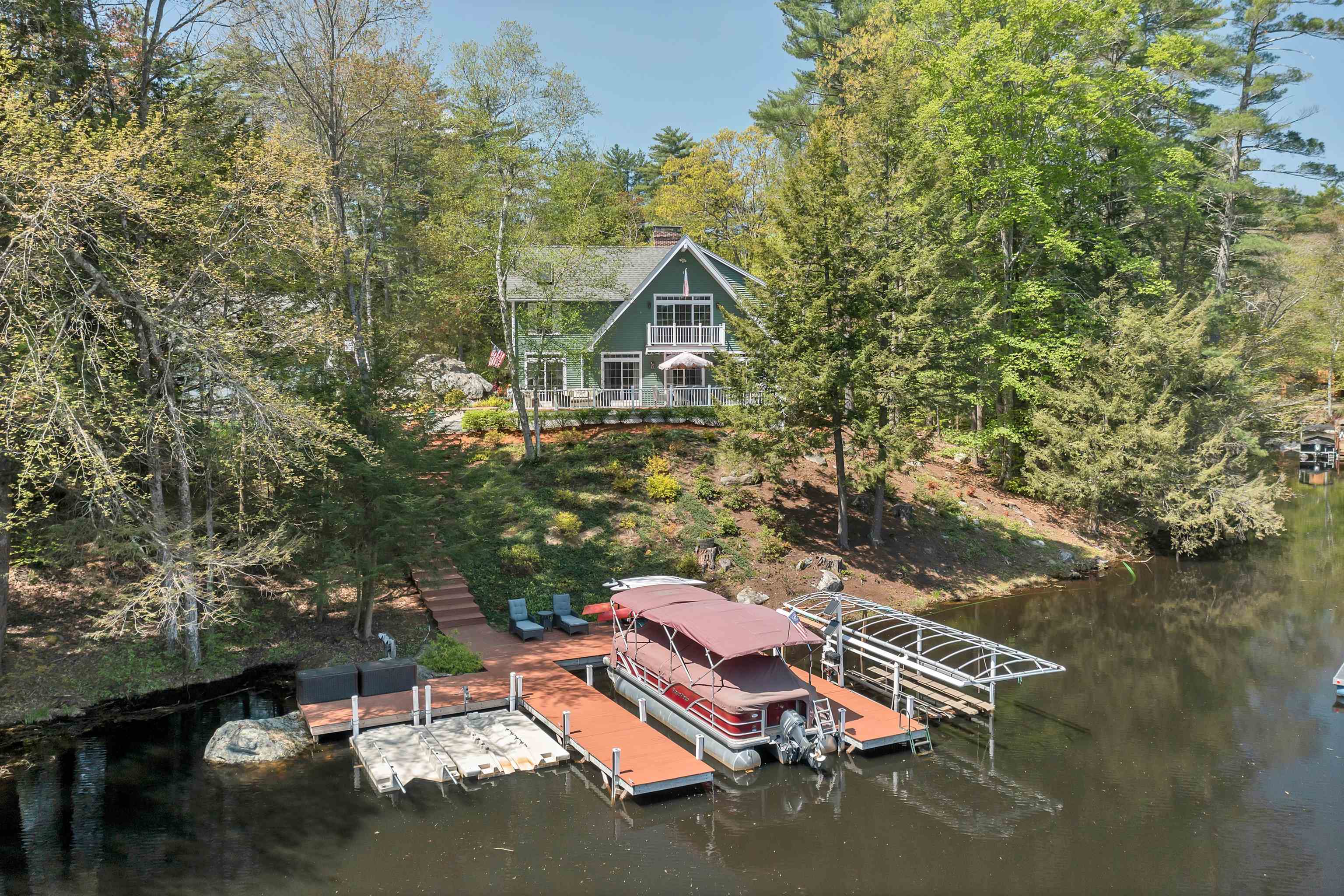 163 Mountain Road Nottingham, NH 03290 - Photo 1 of 40