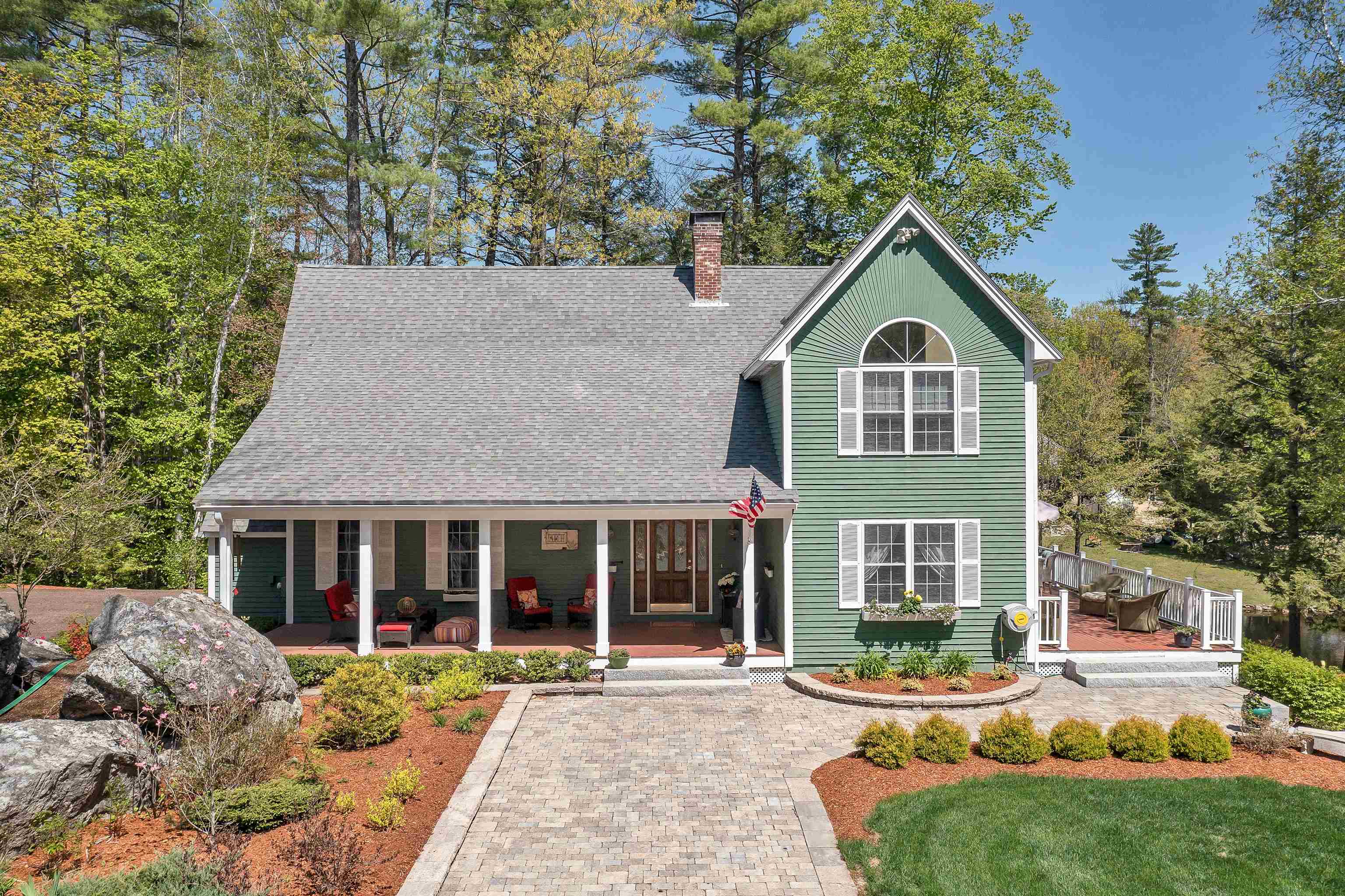 163 Mountain Road Nottingham, NH 03290 - Photo 4 of 40