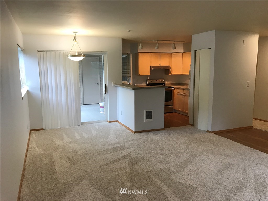 3921 243rd Place Southeast, Unit J103 Bothell, WA 98021 - Photo 3 of 6