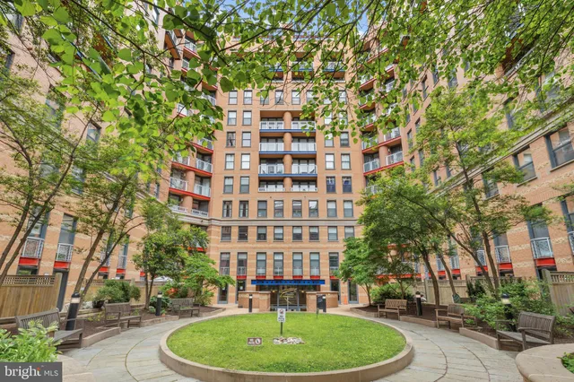 $479,000 | 616 E Street Northwest, Unit 522, Washington, DC 20004