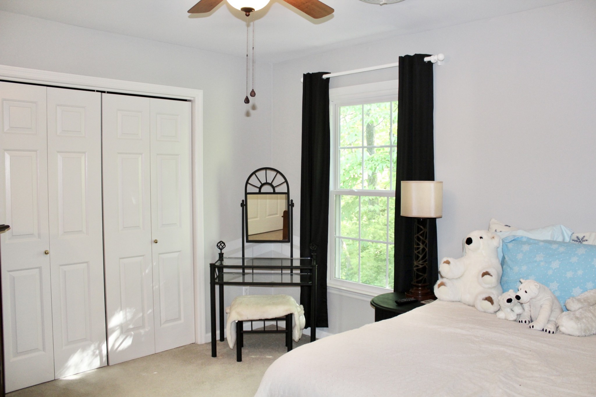 800 Oak Ridge Drive Springfield, TN 37172 - Photo 32 of 48 a bedroom with a bed and a window
