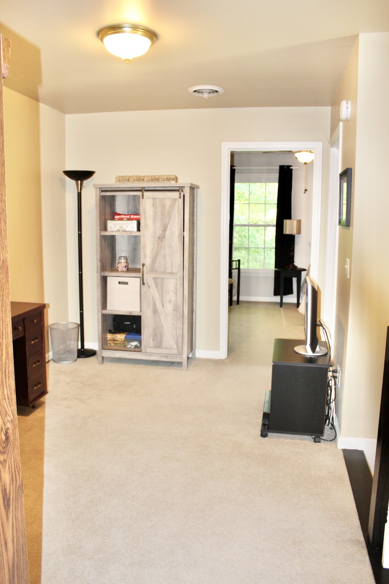 800 Oak Ridge Drive Springfield, TN 37172 - Photo 35 of 48 a view of a livingroom with furniture and windows