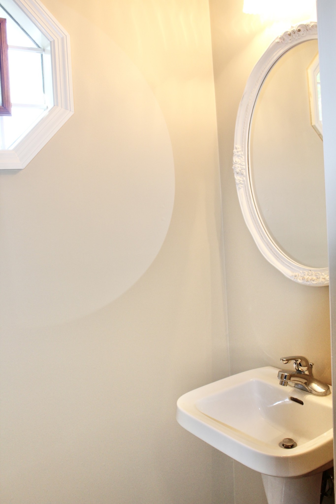 800 Oak Ridge Drive Springfield, TN 37172 - Photo 38 of 48 a bathroom with a sink and a mirror