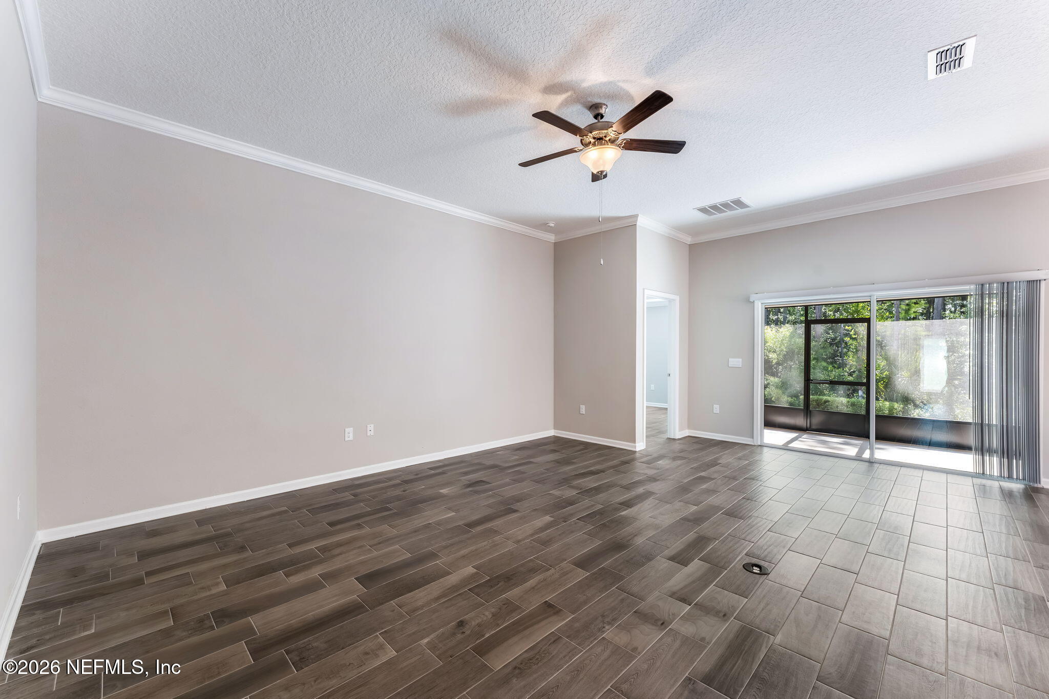 104 Falcon Road St. Augustine, FL 32086 - Photo 5 of 55 22-web-or-mls-Living Room