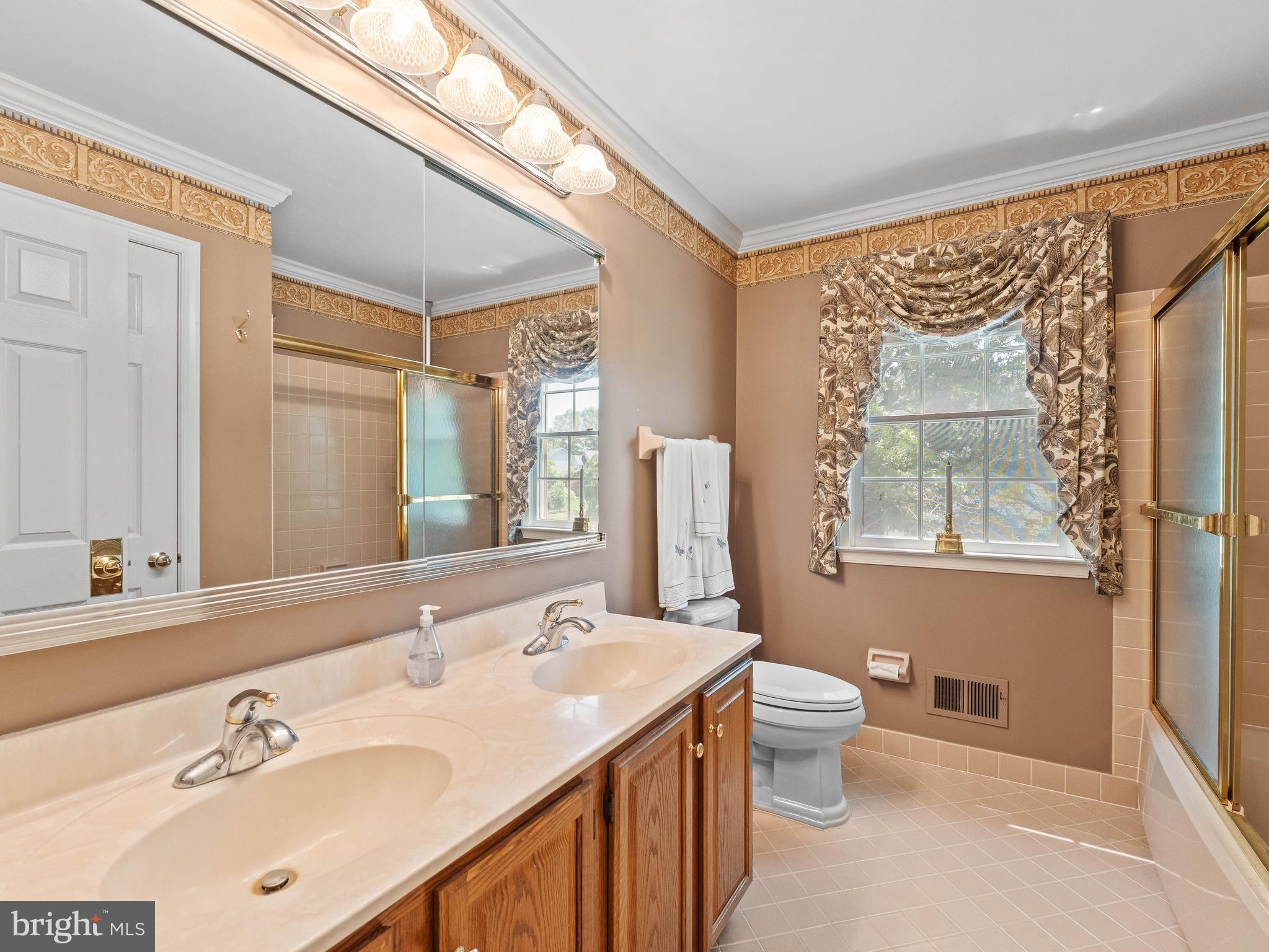 1424 Ridgewood Lane Newtown, PA 18940 - Photo 33 of 58