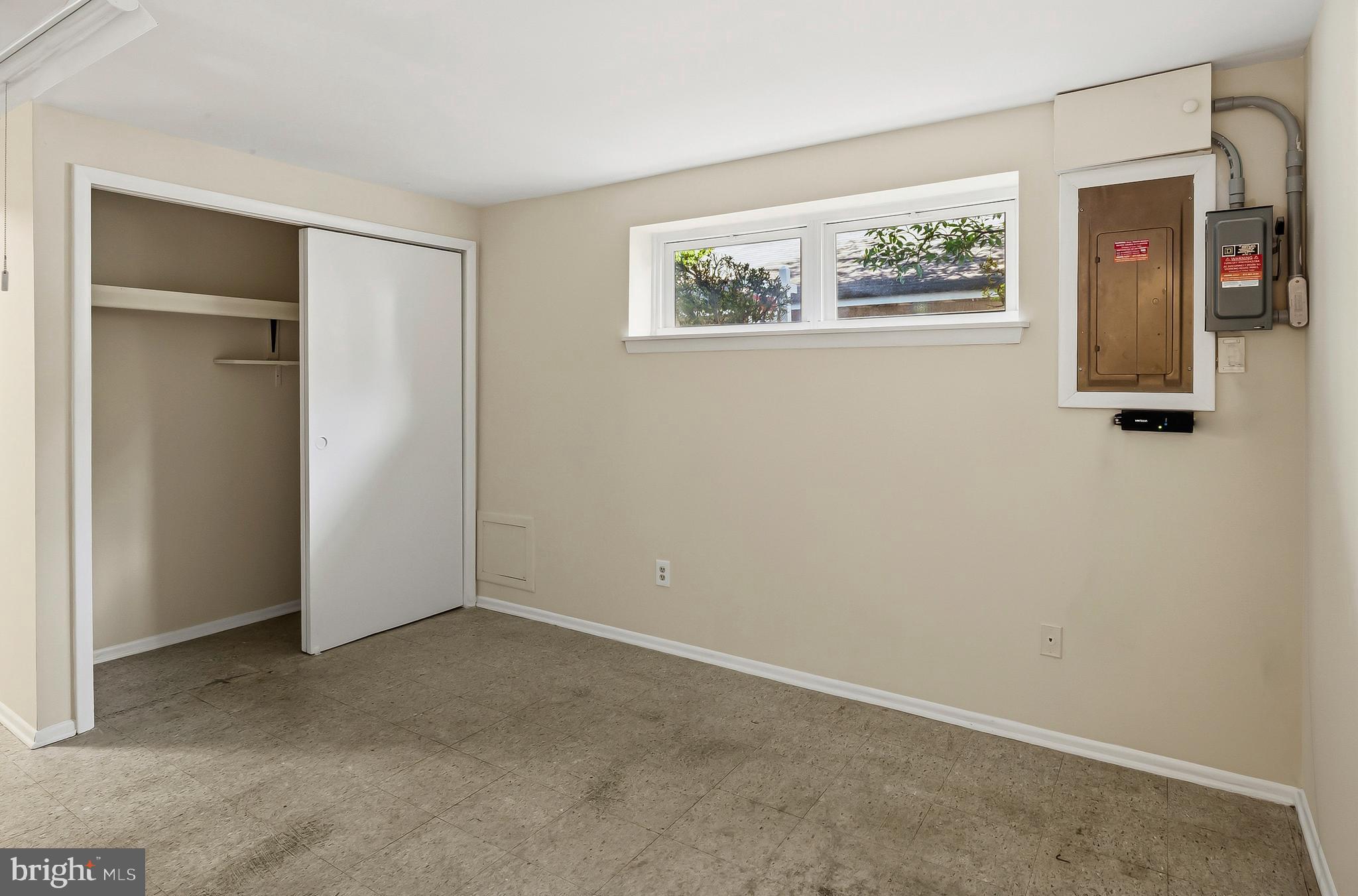 7454 Sea Change Columbia, MD 21045 - Photo 29 of 36 Bedroom 4 (alt vieew)