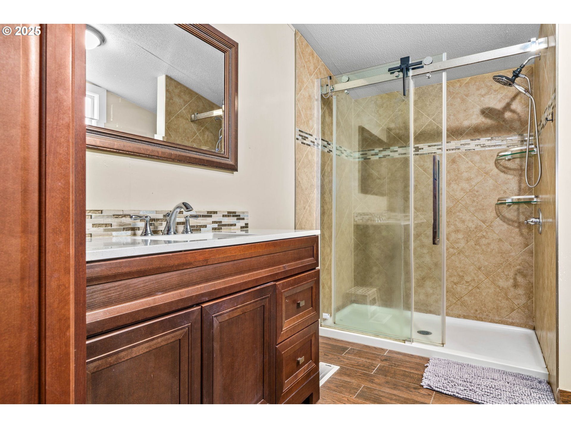 5660 Daisy Street, Unit 4 Springfield, OR 97478 - Photo 25 of 33 Gallery Image 25