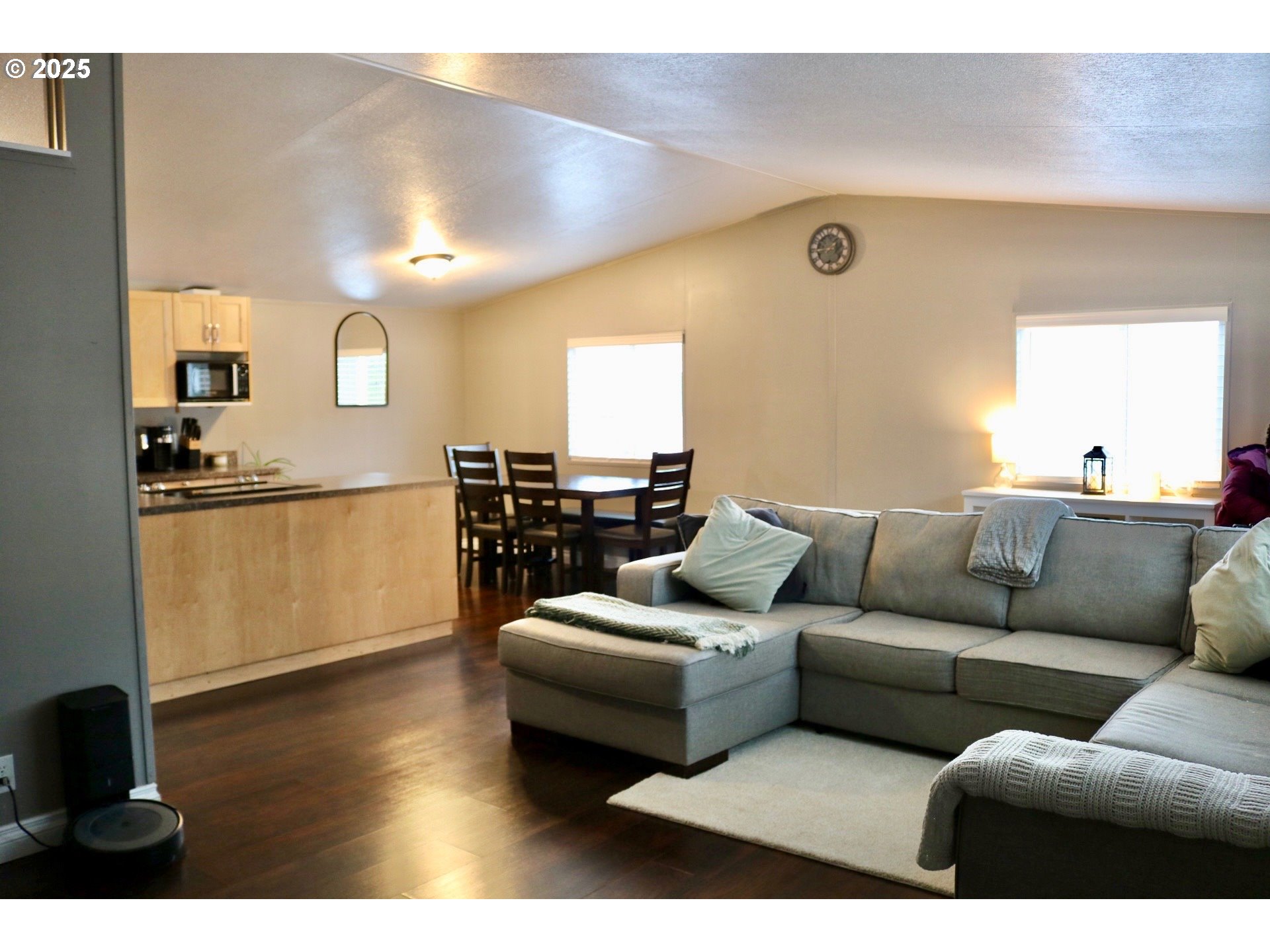 5660 Daisy Street, Unit 4 Springfield, OR 97478 - Photo 10 of 33 Gallery Image 10