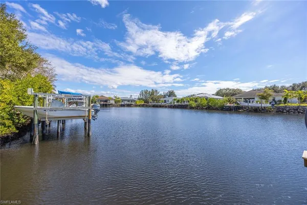 $8,000 | 146 Windward Cay, Naples, FL 34114