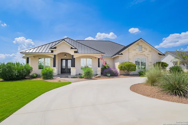 $825,000 | 1020 Cielo Drive, Kerrville, TX 78028