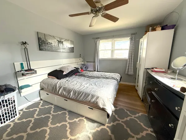 $299,900 | 617 McKinley Avenue, Mundelein, IL 60060