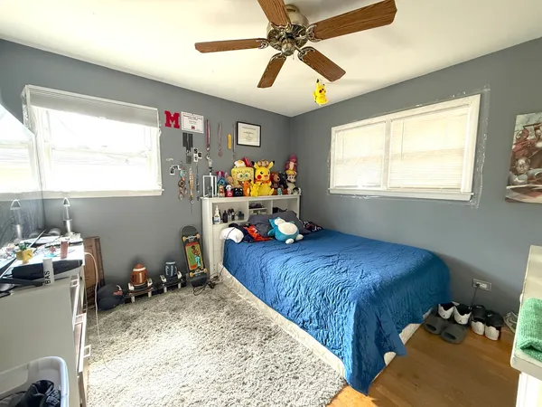 $299,900 | 617 McKinley Avenue, Mundelein, IL 60060