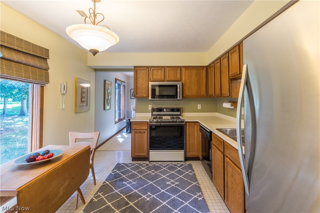 22536 Center Ridge Road, Unit A Rocky River, OH 44116 - Photo 10 of 20