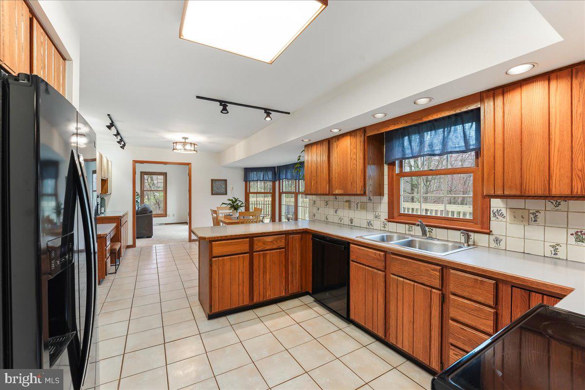 616 North Whitford Road Exton, PA 19341 - Photo 15 of 37 Gallery Image 15