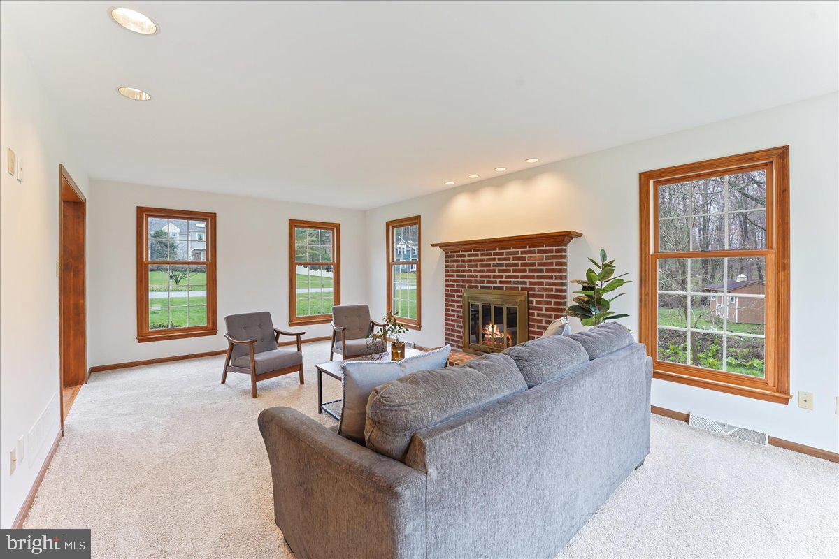616 North Whitford Road Exton, PA 19341 - Photo 9 of 37 Gallery Image 9