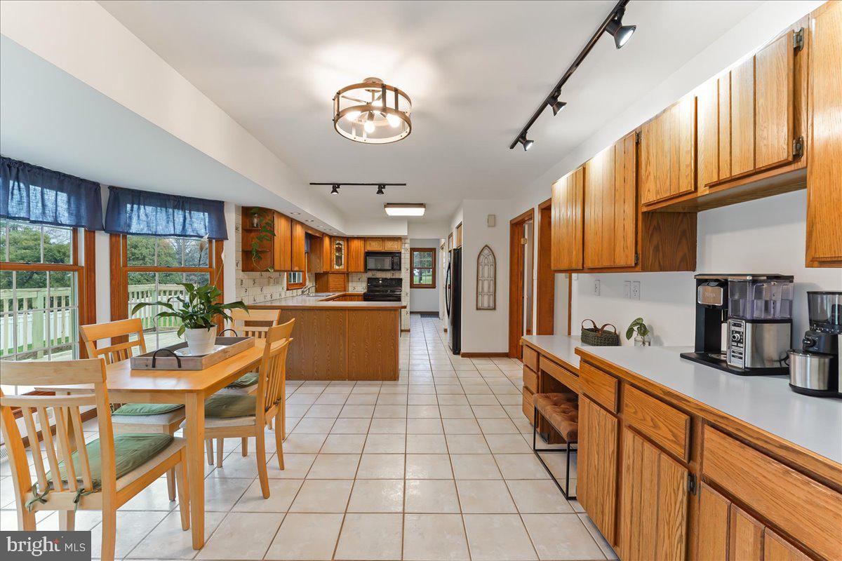 616 North Whitford Road Exton, PA 19341 - Photo 10 of 37 Gallery Image 10
