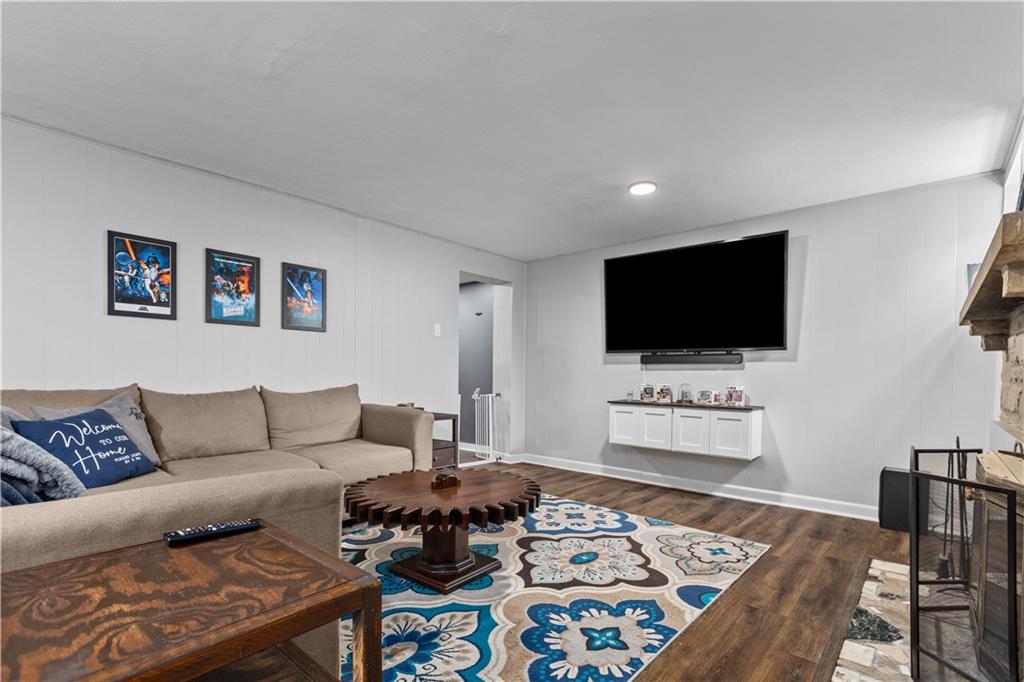 4744 Baptist Road Pittsburgh, PA 15227 - Photo 20 of 25 Gallery Image 20