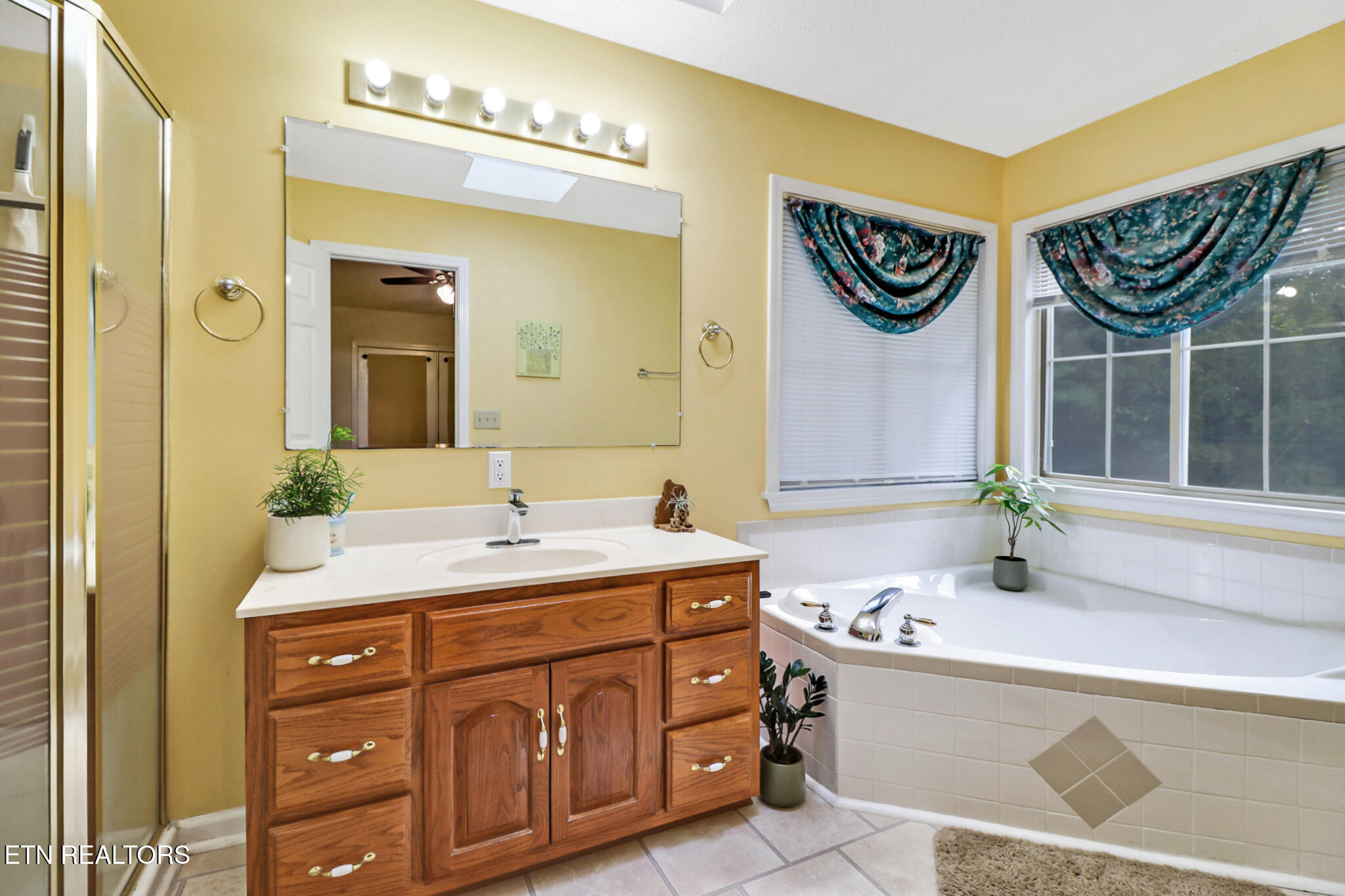 422 Pine Grove Road Crossville, TN 38571 - Photo 18 of 32 if1a9670-if1a9674