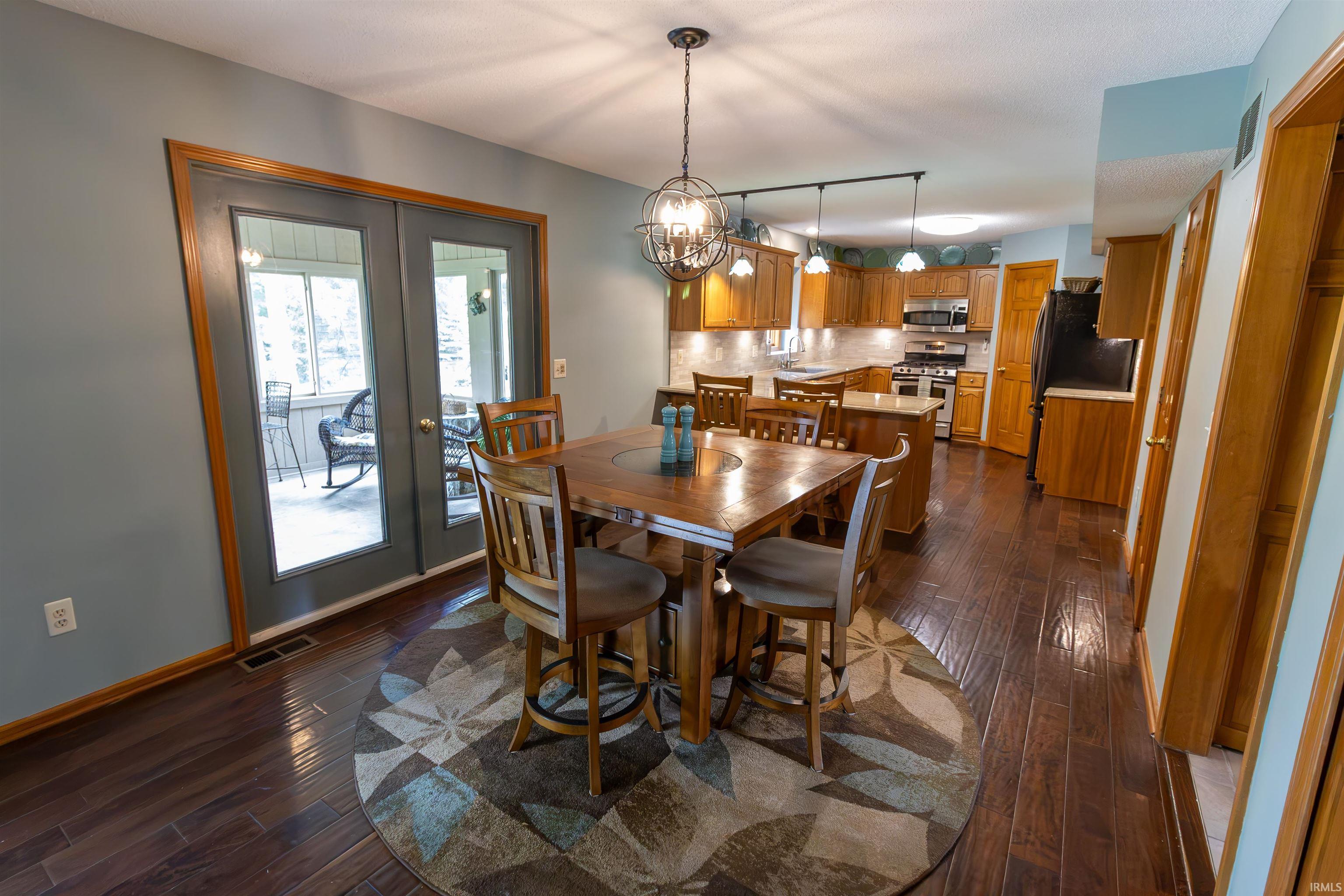 1928 Hunter's Ridge Drive Huntington, IN 46750 - Photo 13 of 38 Gallery Image 13