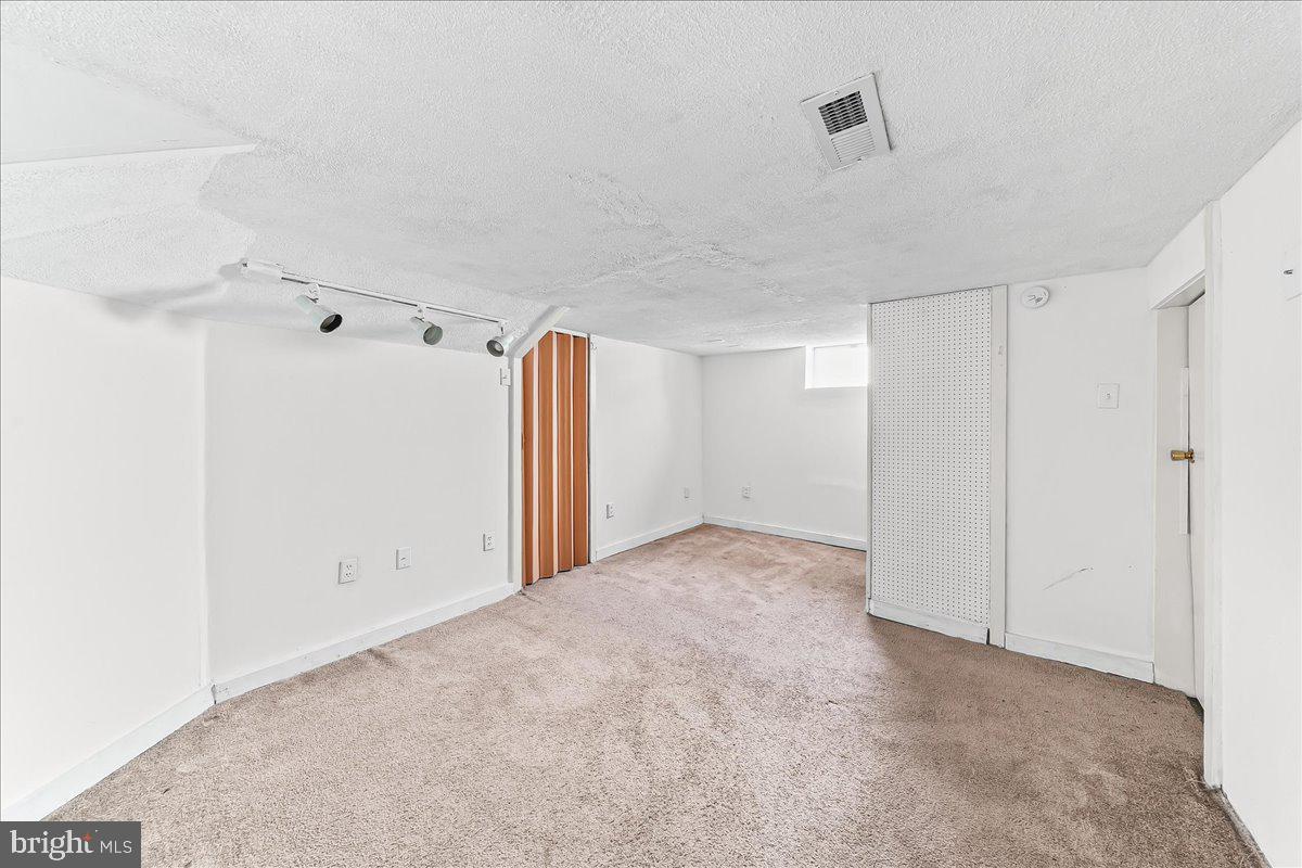 209 Boxwood Road Wilmington, DE 19804 - Photo 12 of 18 Basement room 1