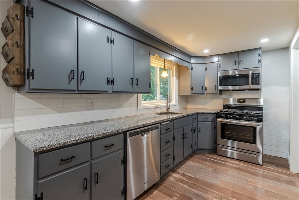 30 Lariviere Road Framingham, MA 01701 - Photo 8 of 23 Gallery Image 8