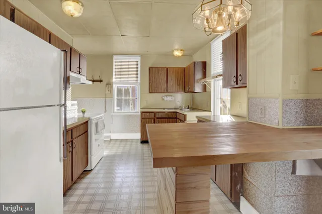 $190,000 | 25 South Market Street, Millerstown, PA 17062