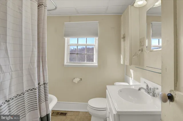 $190,000 | 25 South Market Street, Millerstown, PA 17062