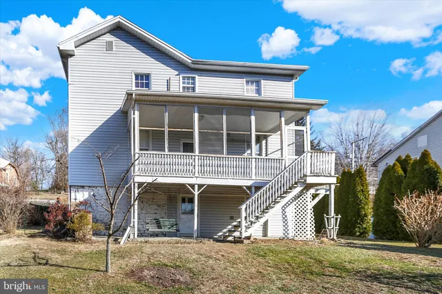 $190,000 | 25 South Market Street, Millerstown, PA 17062