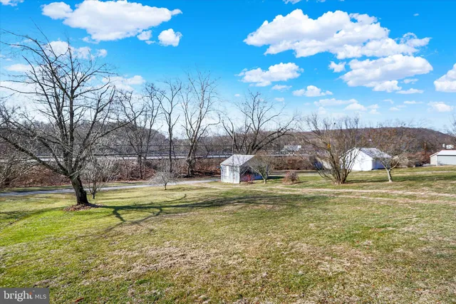 $190,000 | 25 South Market Street, Millerstown, PA 17062